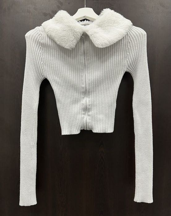 Дамска плетена блуза с пухкава яка – Terranova