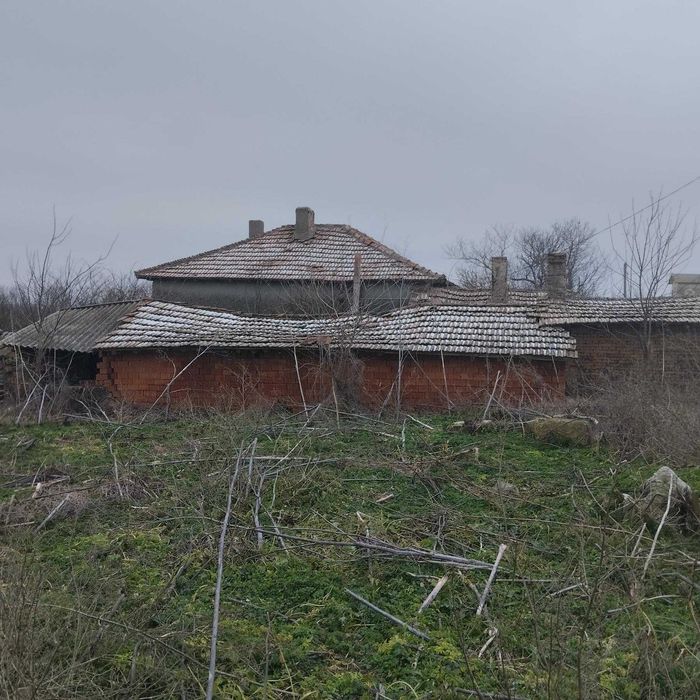 Къща в село Сноп