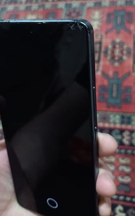 Продам poco x6 5g, память 12+12/256