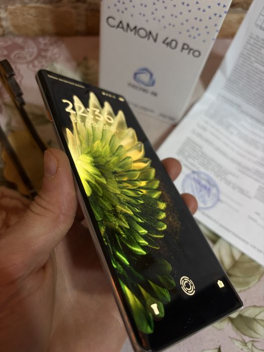 Смартфон TECNO CAMON 40 Pro 8 ГБ/256 ГБ белый