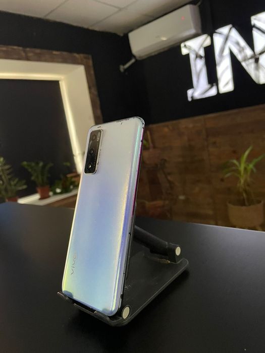Vivo v2023 без нарекании