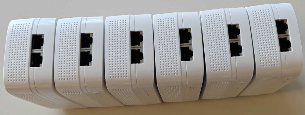 Продавам TP-Link Powerline TL-PA9020P 2 бр.