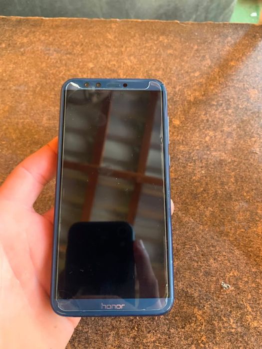 Vand sau schimb honor 9 lite nu livrez!!