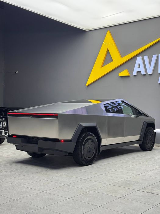 Продается Tesla Cybertruck
