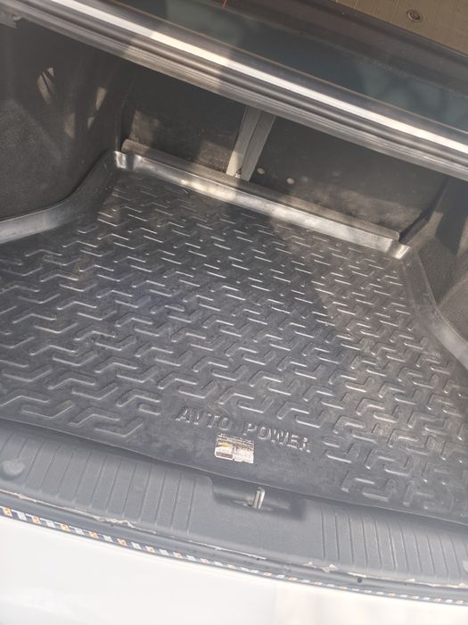 Жентра 2014 родной механика бензин