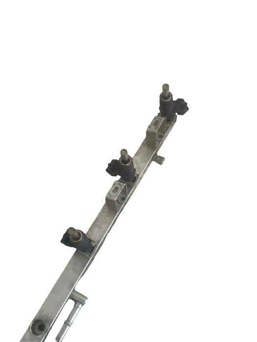 Rampa + 3 Injectoare Bmw 5 E60 2001 - 2010 3.0I 7542541