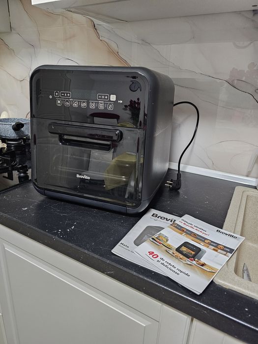 Friteuza cu aer cald Breville Airfryer