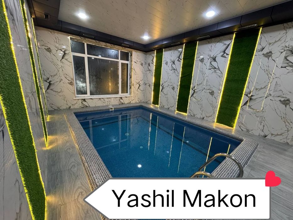 Бассейн искусственный газон декор suniy lanshaft Gul devor fitositina