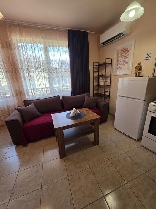 Апартамент за нощувки на центъра