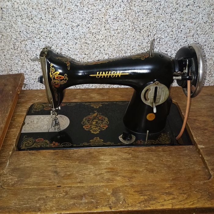 Стара шевна машина UNION