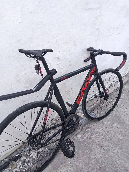 Fixed gear gray rain