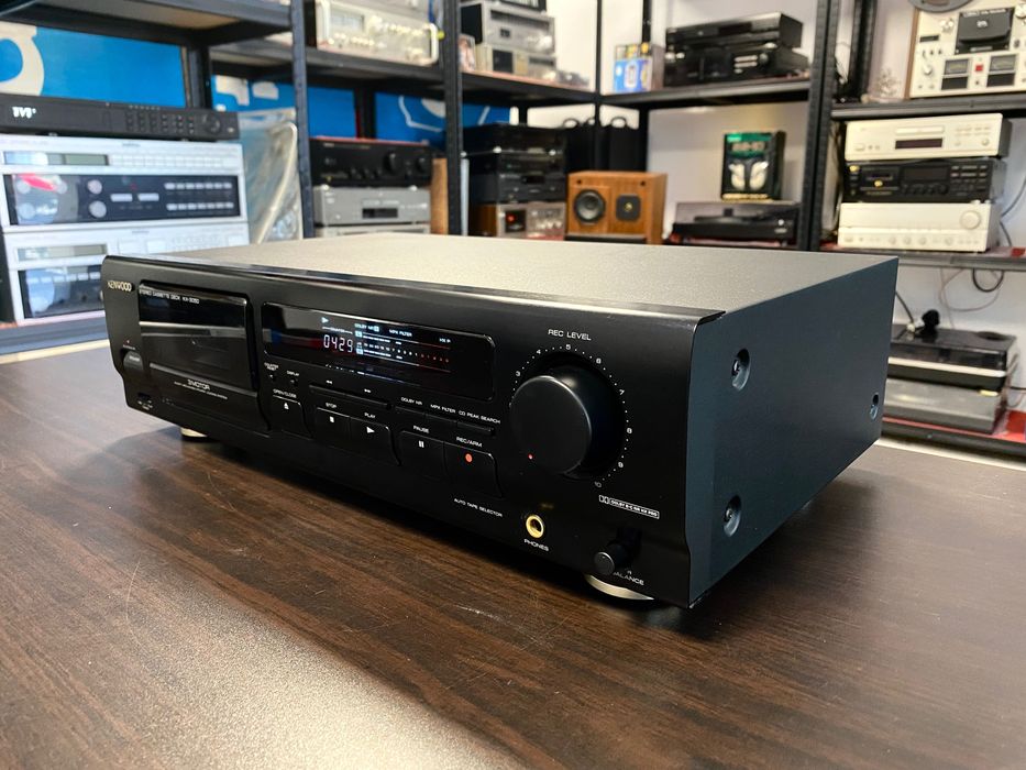 Тримоторен касетен дек Kenwood
