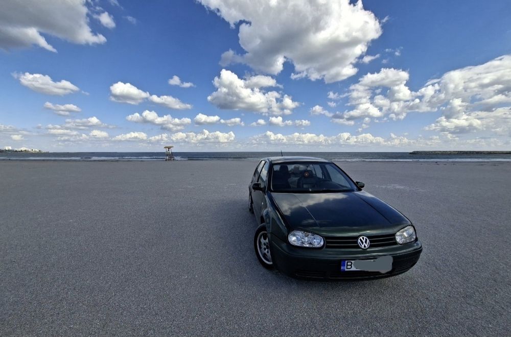 Volkswagen Golf 4 – 1.9 TDI AXR  6 trepte cu interior Recaro