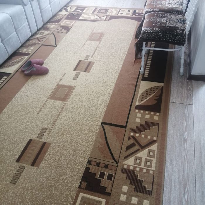 Продам в хорошем состоянии палас