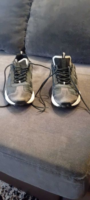 Маратонки кроиф обувани веднъж изпращам с преглед и тест