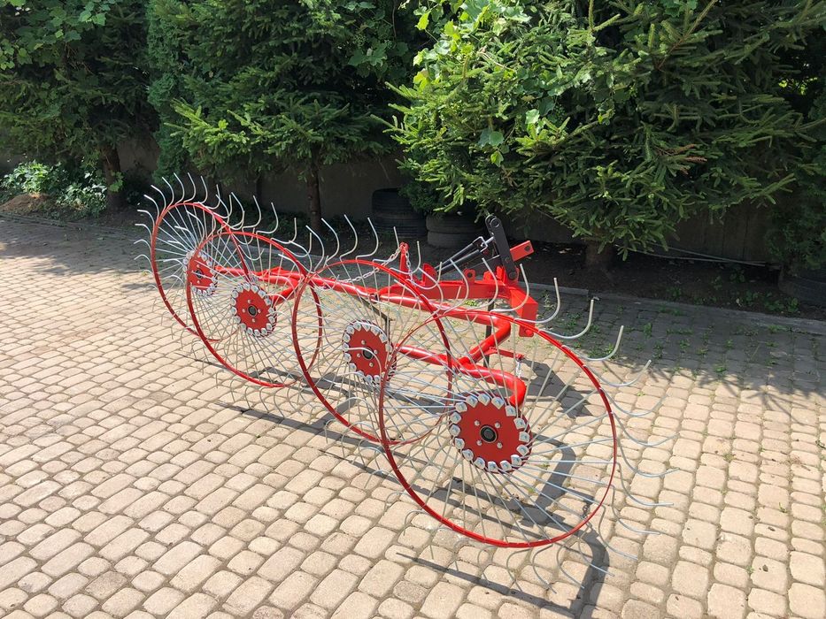 Greblă greblatoare tractor tracotraș cu 4 sori