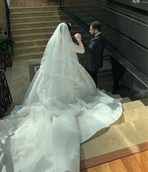 Свадебное  платье в цвете Ivory Light