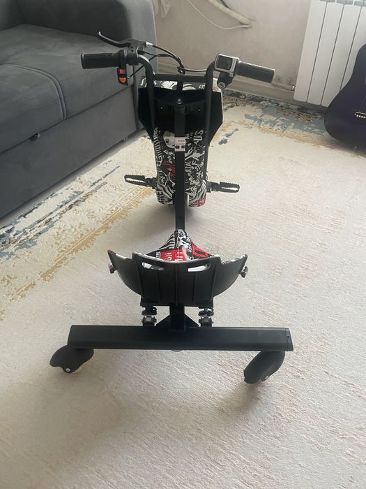 Продам дрифт кар без ключа