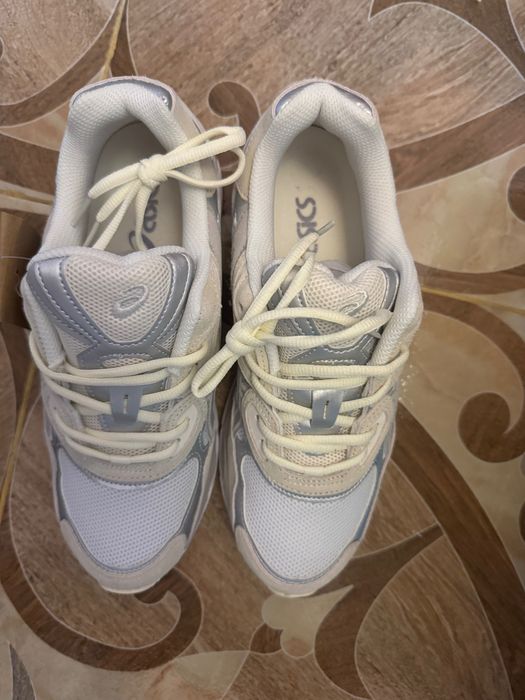 Asics gel nyc обувки
