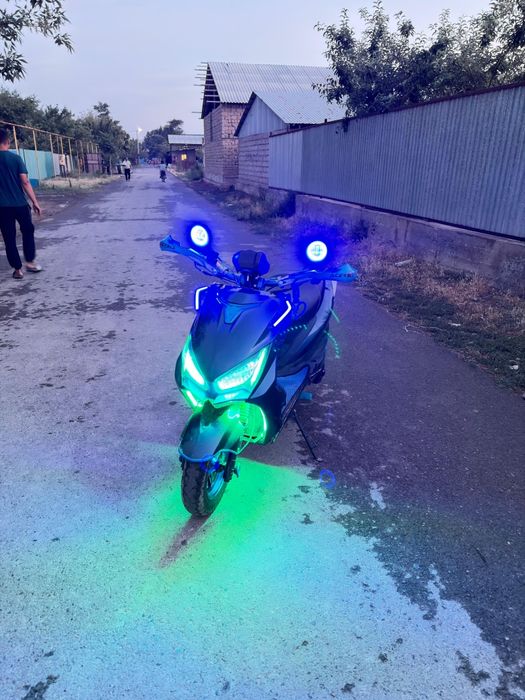 Benalli  180 cc M8
