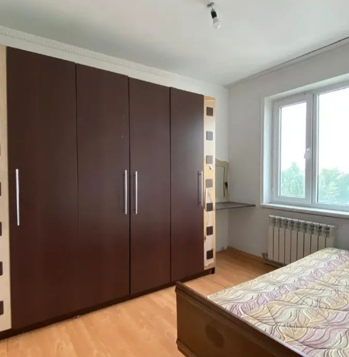 продам 3-х ком. 56кв. 4мкр. 5-этаж