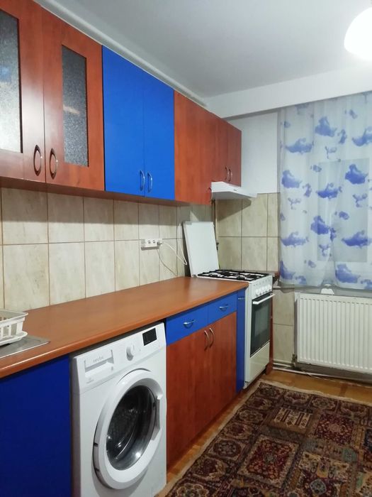 Inchiriez apartament 2 camere