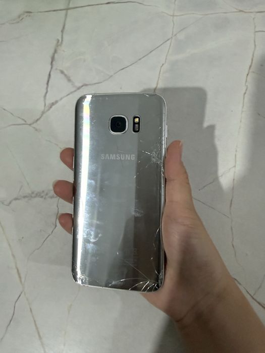 Продаю телефон Samsung 19000тг