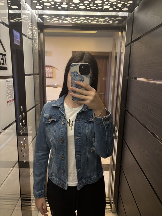 Дамско дънково яке