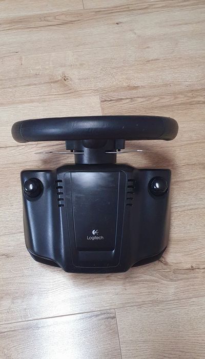 Logitech g27 functioneaza perfect