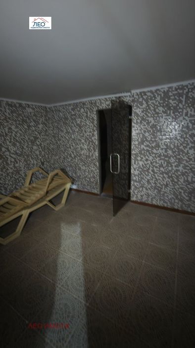 Хотел в Габрово, област-гр.Севлиево площ 1490 цена 820000