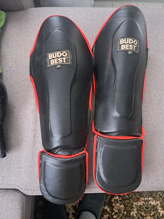 Mănuși de box Budo Best + tibiere