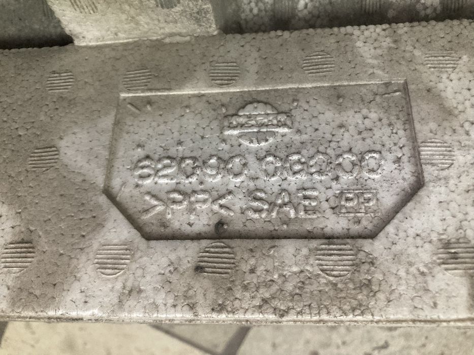 Абсорбер уплотнитель переднего бампера Инфинити FX35 / Infiniti FX35