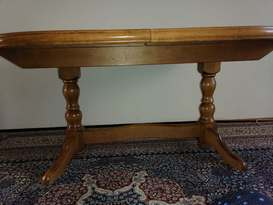 Продам стол б/у в отличном состоянии