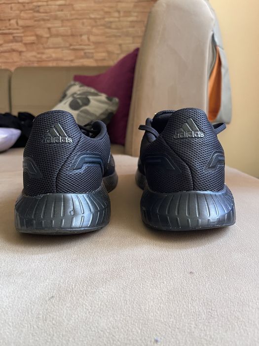 Маратонки adidas