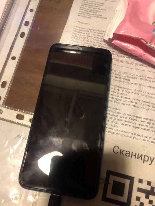 Продам телефон в хорошем состояние