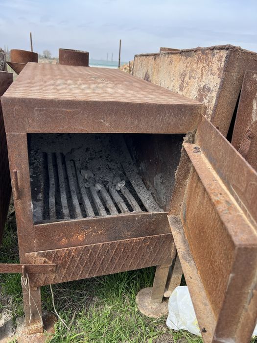 Pechka gafrilangan to’rtlik temir