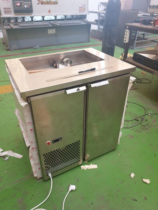 Холодильная витрина