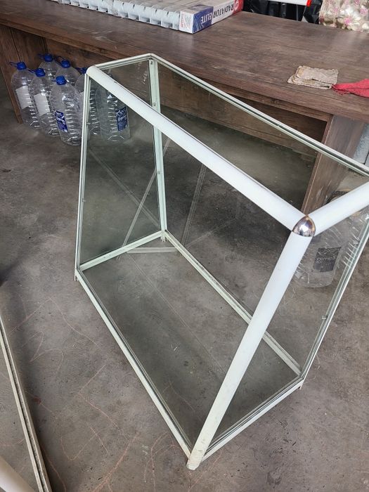 Продаются витрины