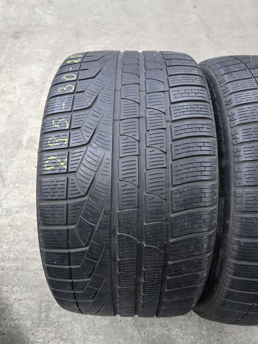 2 Броя 295/30/20 Pirelli 5mm