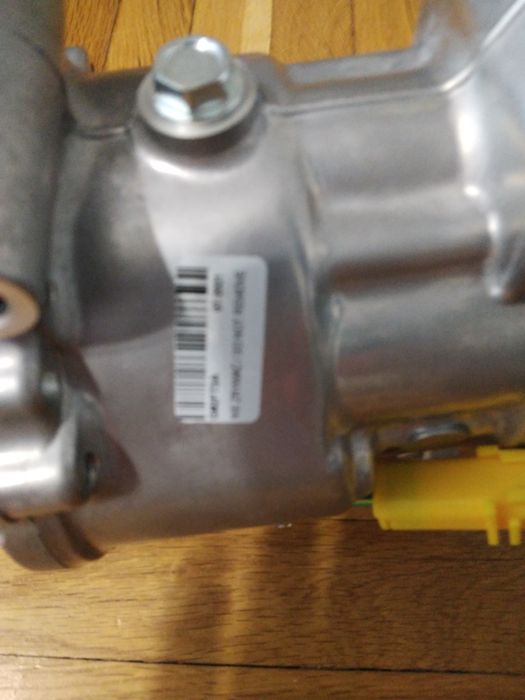 НОВ Компресор за климатик за Рено Сценик 2