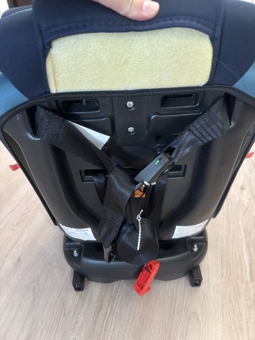 Автокресло Babyton
