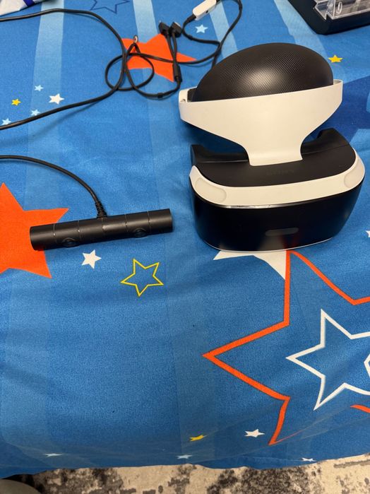PlayStaton VR set complet + suport pentru casca si pentru controllere inclus