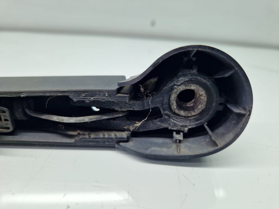 Brat stergator haion Volkswagen Golf 7 (5G) [Fabr 2014-prezent] OEM