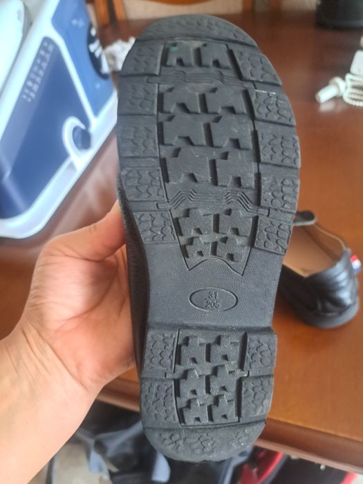 Срочно продам туфли