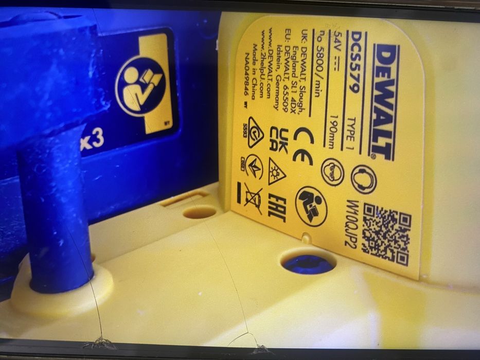 Circular 54V DEWALT DCS 579