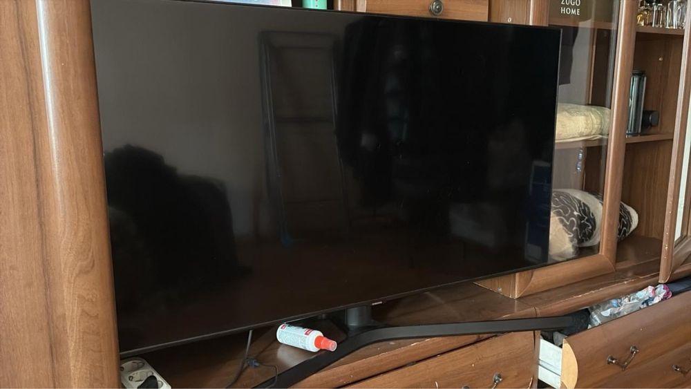 Продам телевизор SAMSUNG смарт тв