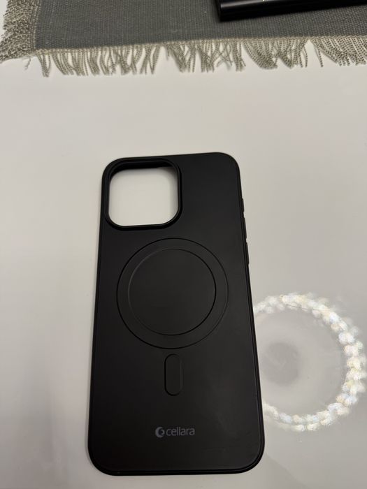 Vand huse de iphone 15 pro max