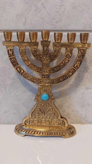Sfeșnic Evreiesc Menora