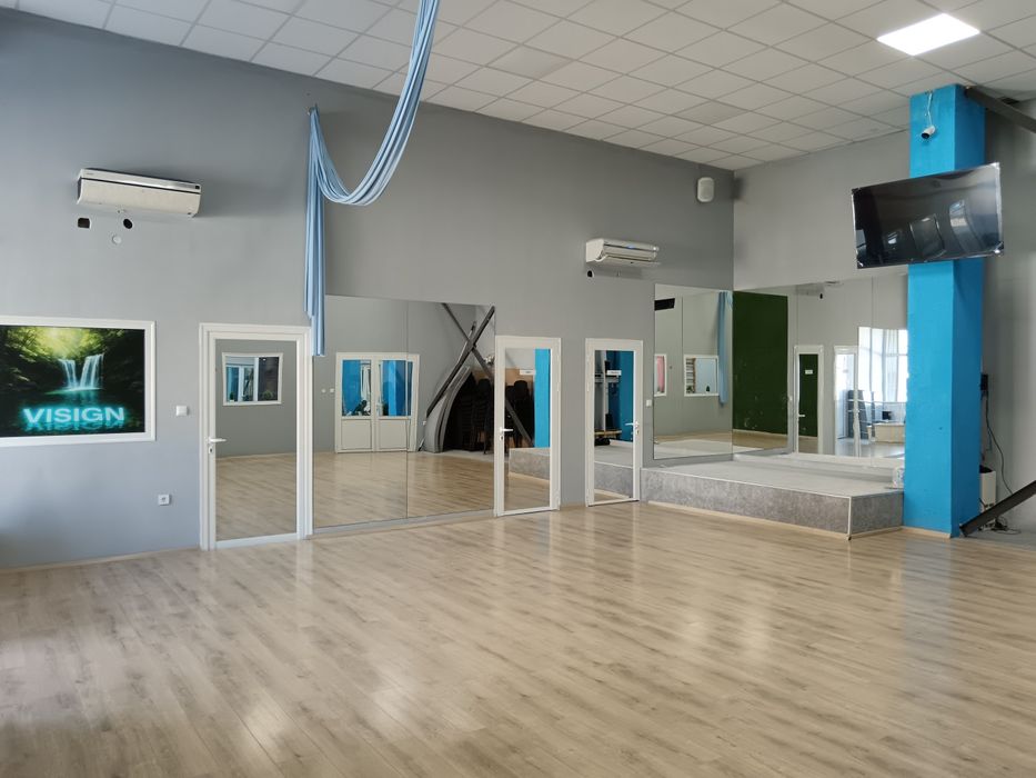 Дава се под наем Зала за събития в Пазарджик, Запад -  кв.м за 25.5 € - Снимка #1