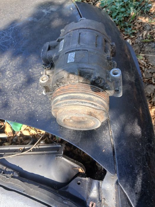 Компресор климатик BMW E39 / БМВ е 39 525d